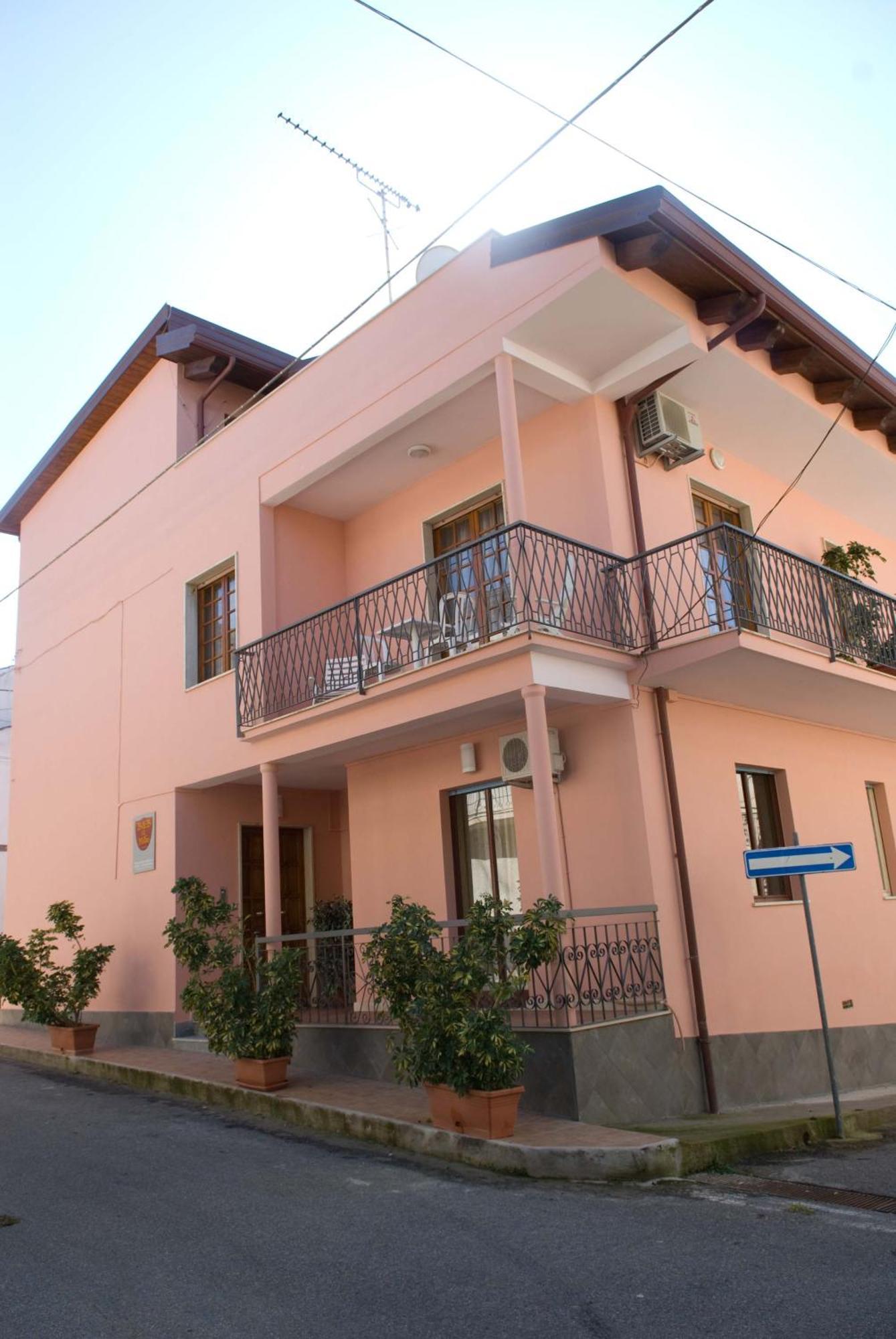 B&B Il Nido Санта Доменика Екстериор снимка